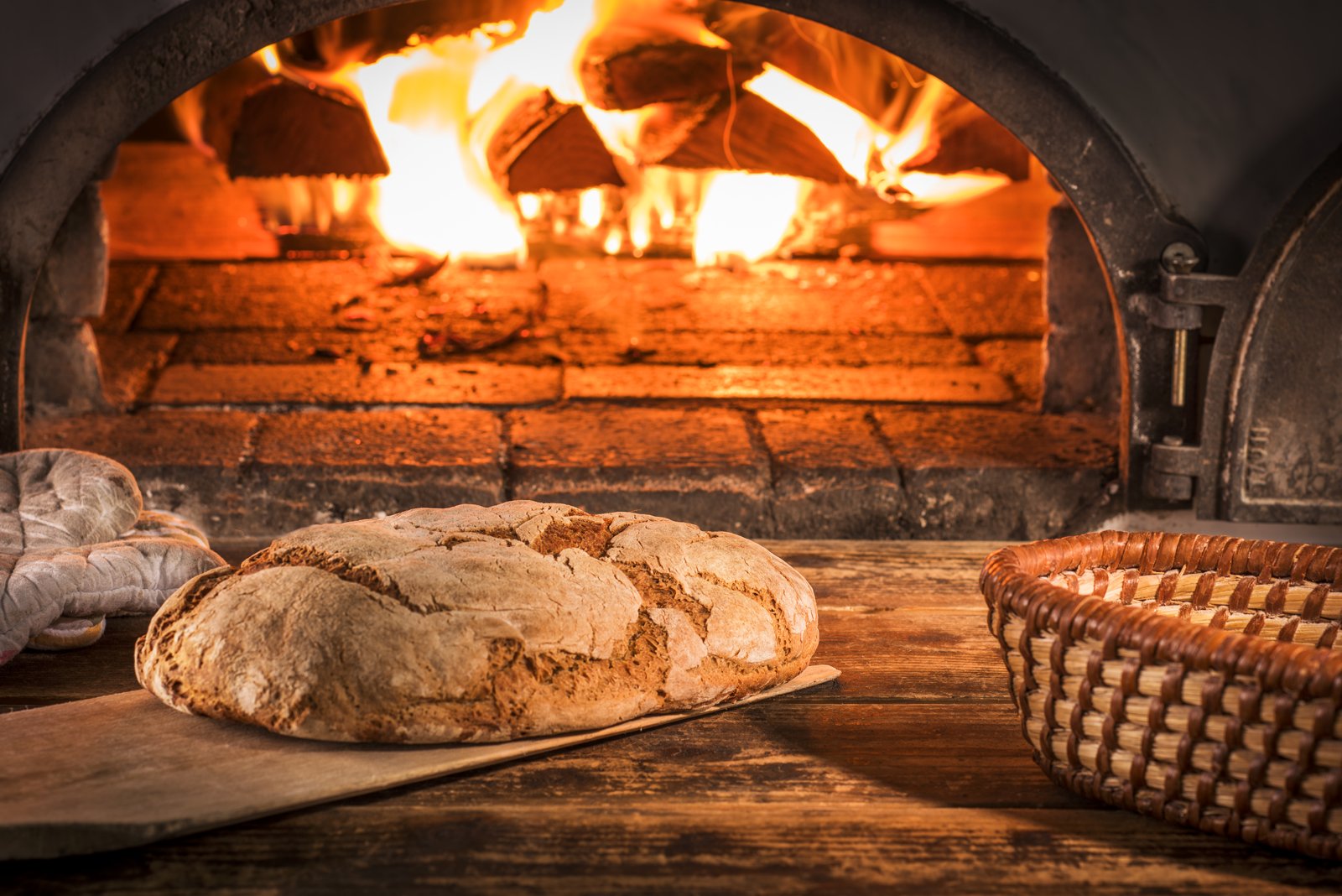 Bauernbrot, runder Laib (im Holzofen gebacken)