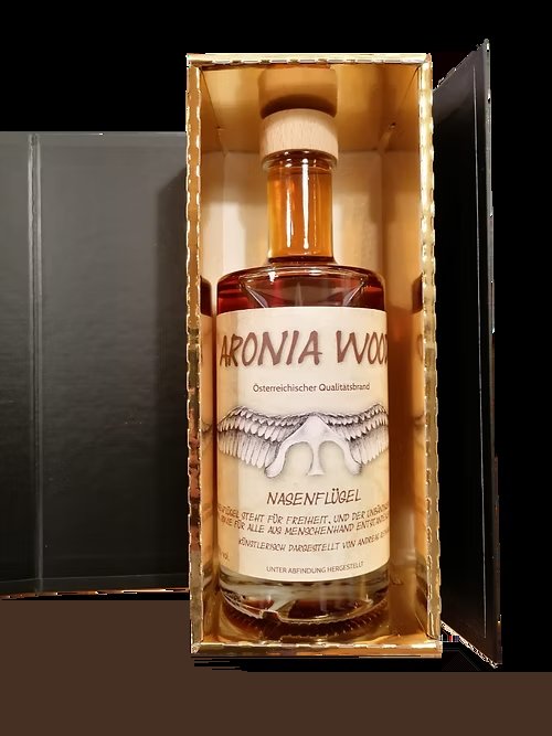 Aronia-WOOD Edelbrand 'Nasenfluegel' (im Holzfass gereift) - 0,35 l Flasche