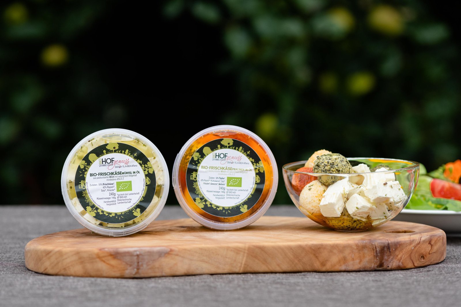 Bio-Frischkäse (natur, mit Kräutern, mit Knoblauch & Kräutern in Öl), ca. 240 g im Becher