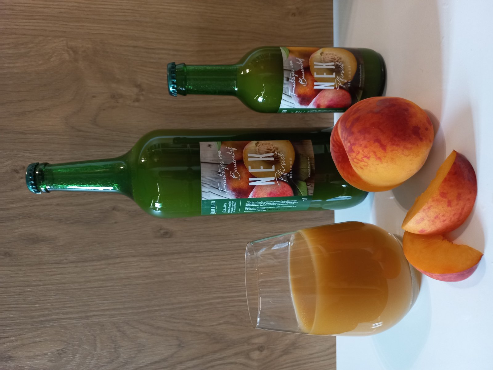 Pfirsichnektar, 100% steirisch, 1 l Flasche