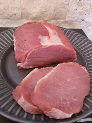 Frischfleisch vom Schwein - Karree, Schopf, Bauchfleisch, Kaiserteil, Steaks (eigene Aufzucht)
