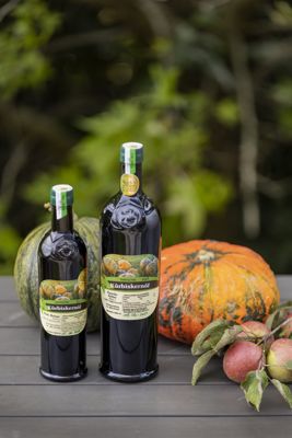 Steirisches Kürbiskernöl g.g.A. - Flasche, gepresst aus Kürbiskernen aus eigenem Anbau