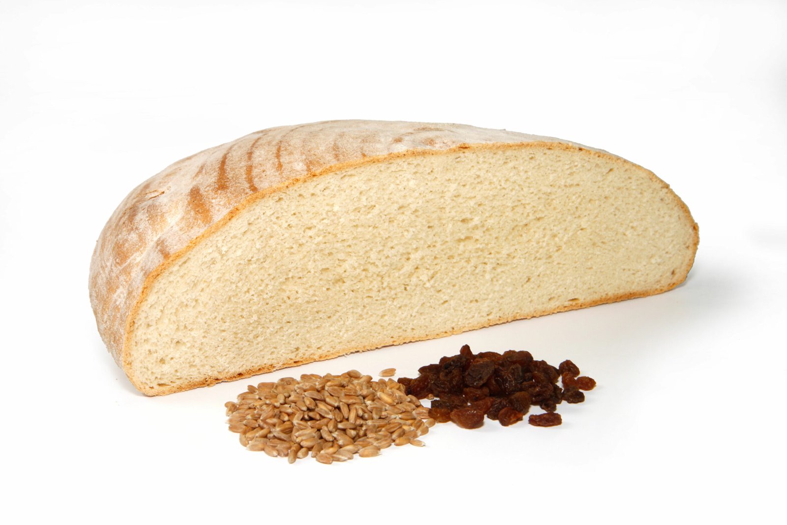 Milchbrot mit Weizen und Rosinen