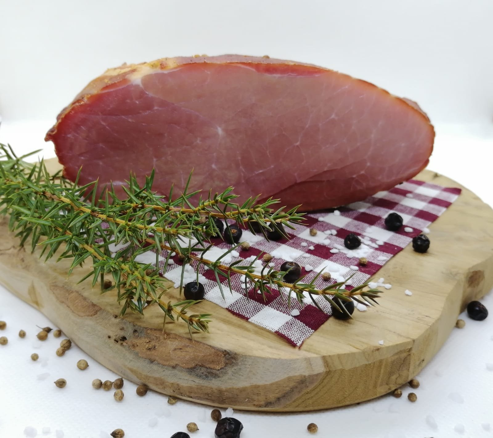 Kaiserteil (Schweineschlögel), geselcht & gekocht – auch frisch erhältlich