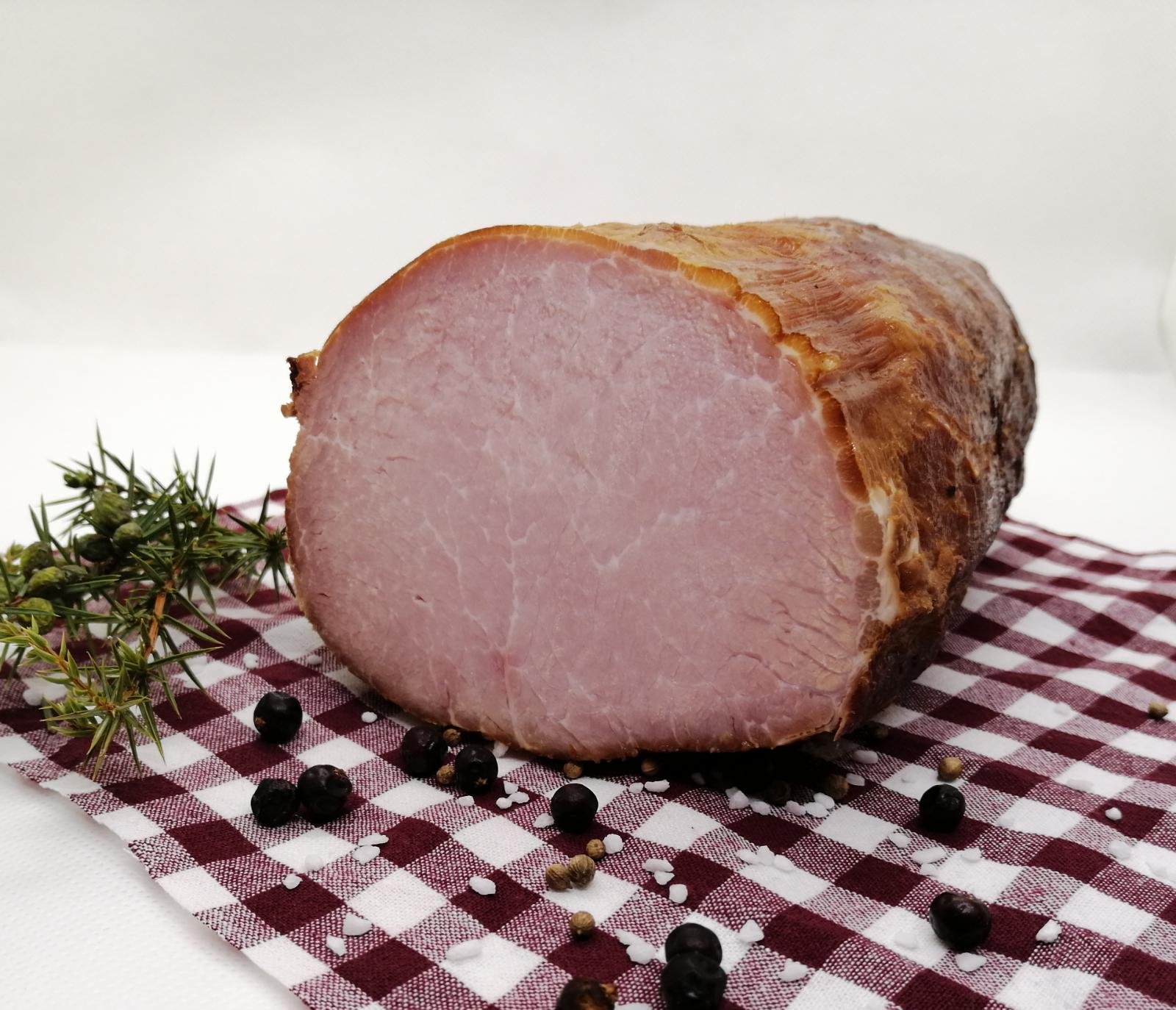Karree (Schweinekarree), geselcht & gekocht