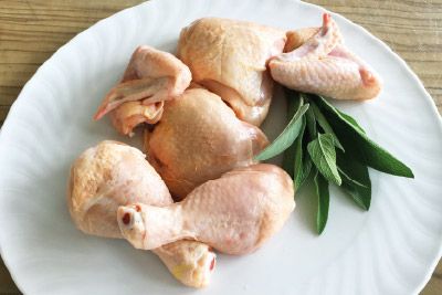 Grilltasse – Hendl-Grillteile (Keulen/Schenkel) als Grillportion, frisch