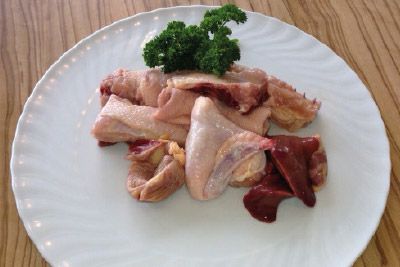 Suppenhendl-Teile (Hendlteile für die Suppe), frisch